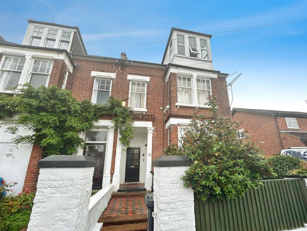 Property photo 1 of 8 689B5Ccb-B-4786-91F9-A77464Bd0174-1497-000000605B0
