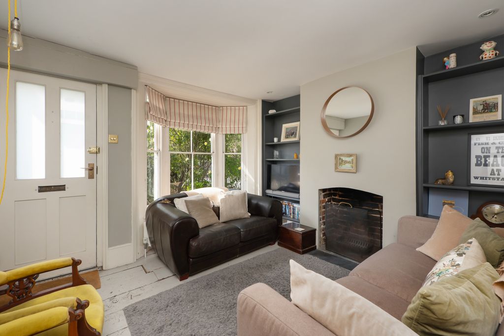 Property photo 2 of 16 Reception Room