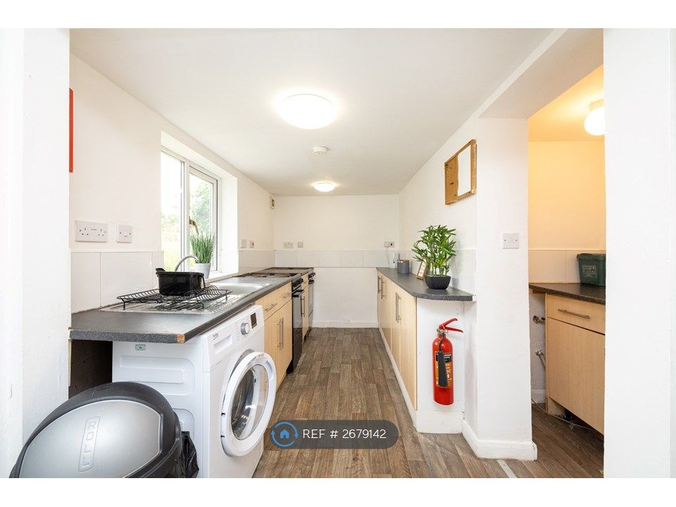 Property photo 3 of 18 Kitchen And Utility