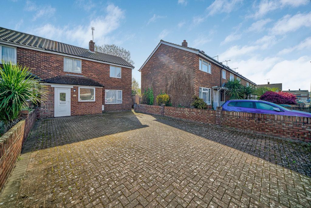 Property photo 1 of 24