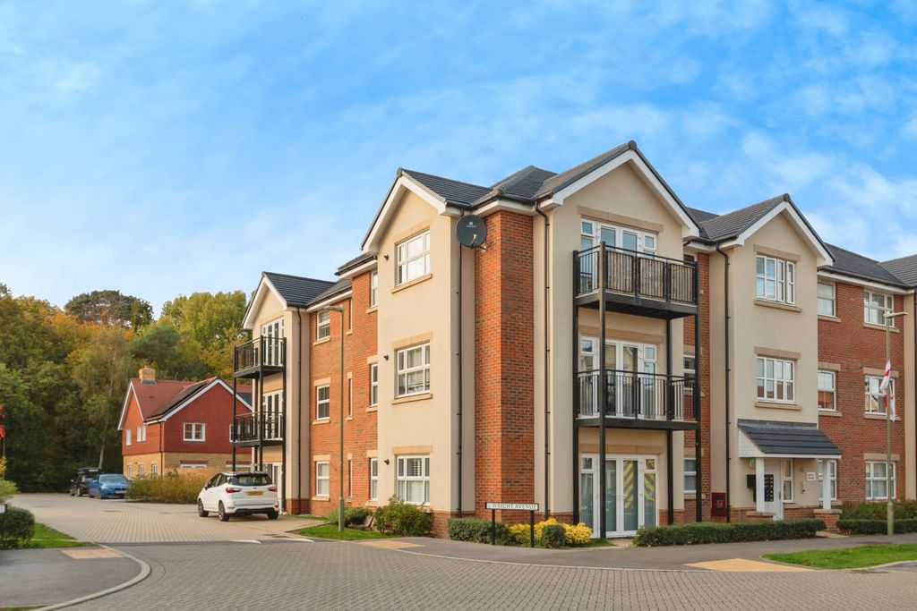 Property photo 1 of 20