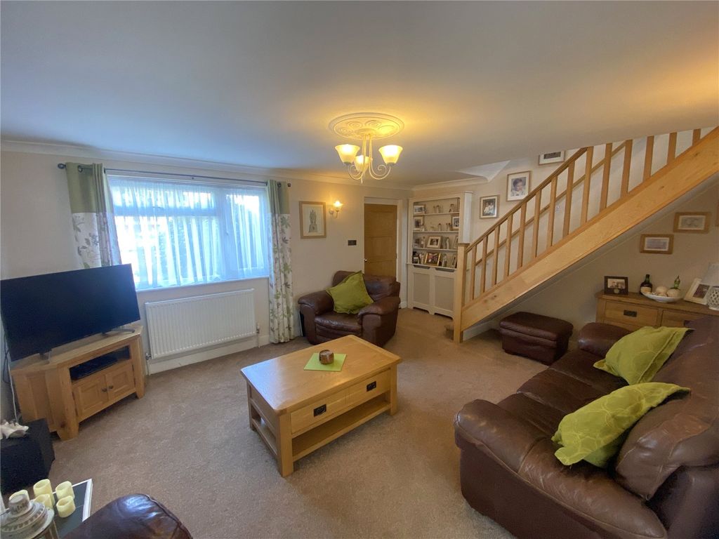Property photo 3 of 28 Picture No. 75