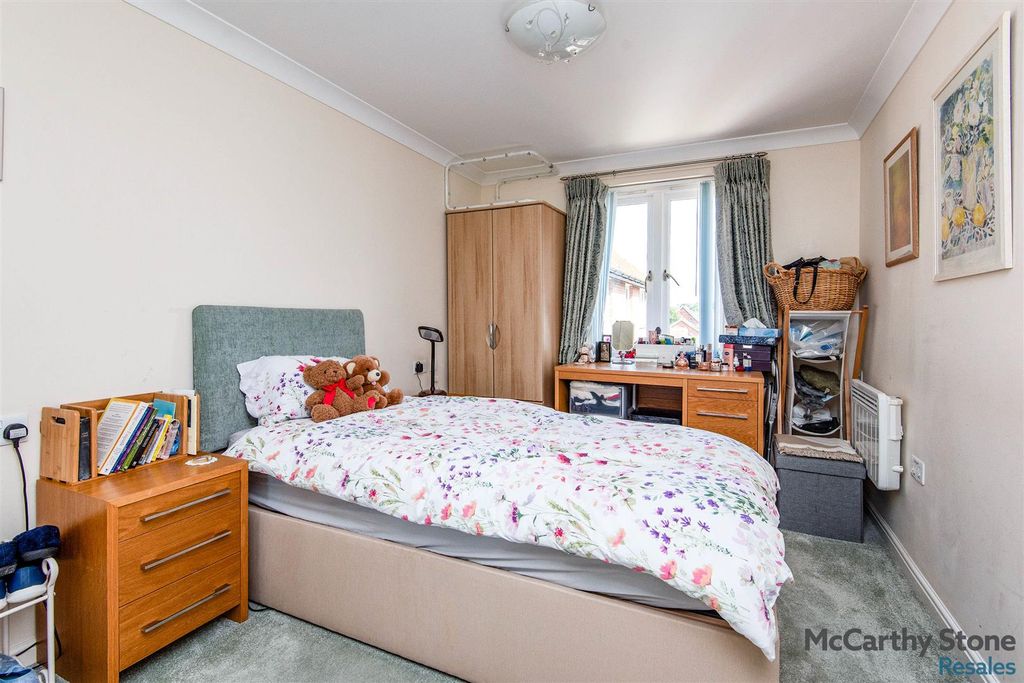 Additional image 7 of 2 bed flat for saleCaen Stone Court, Queen Street, Arundel BN18