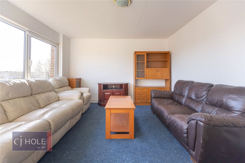 Property photo 3 of 32 Picture No. 53