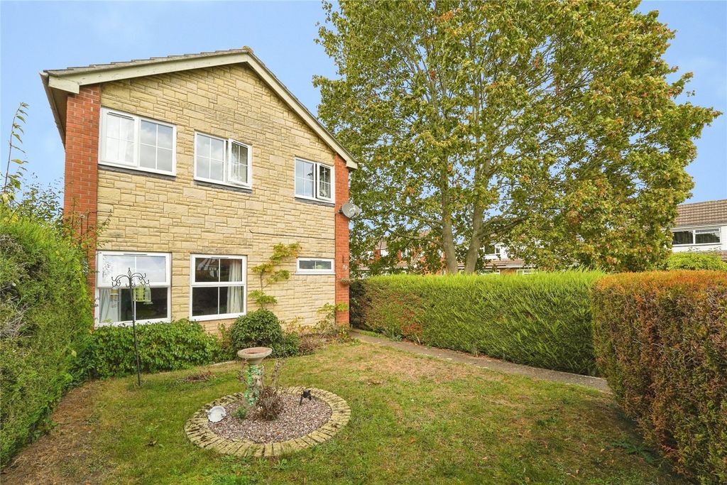 Property photo 1 of 20 Picture No. 28