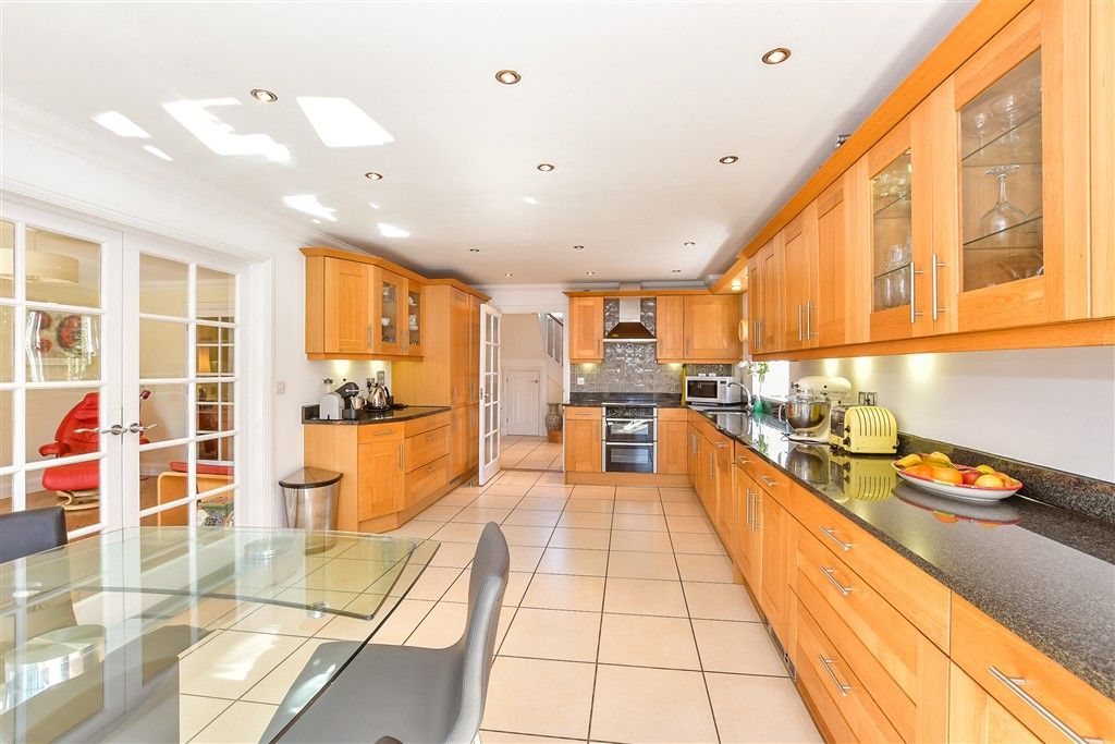 Property photo 2 of 14 Kitchen/Diner