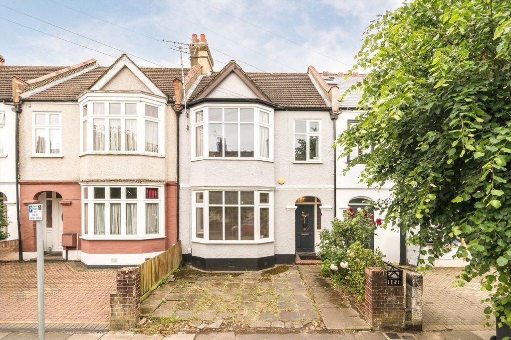Property photo 1 of 8
