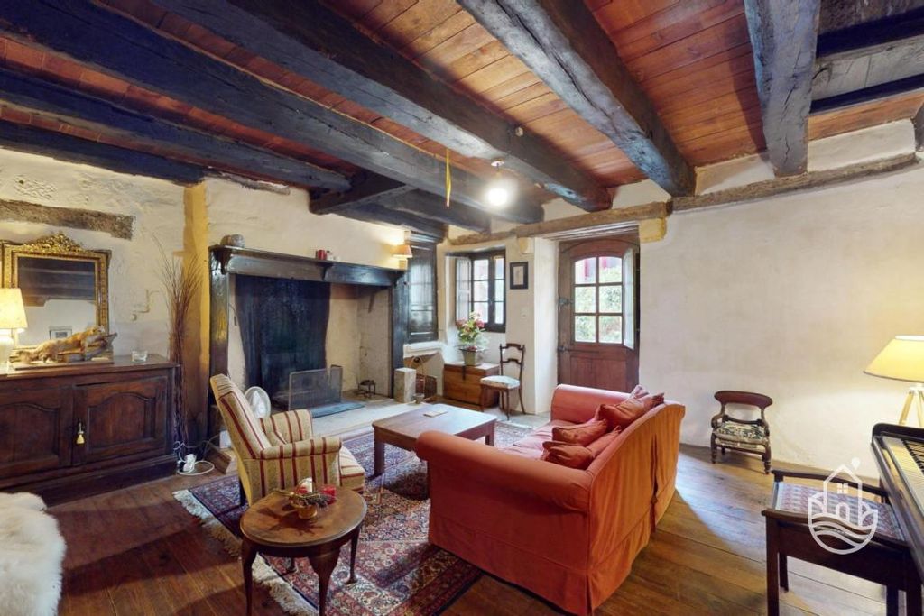 Property photo 2 of 15