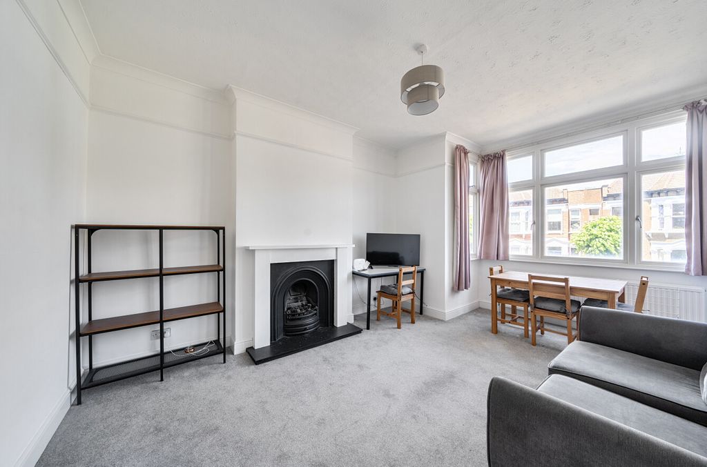 Property photo 1 of 12 1480526-4-6A328dc...