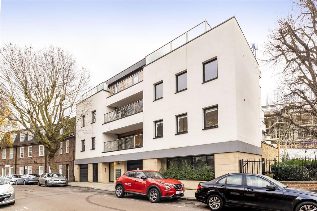 Property photo 1 of 18 Helliwell & Co.