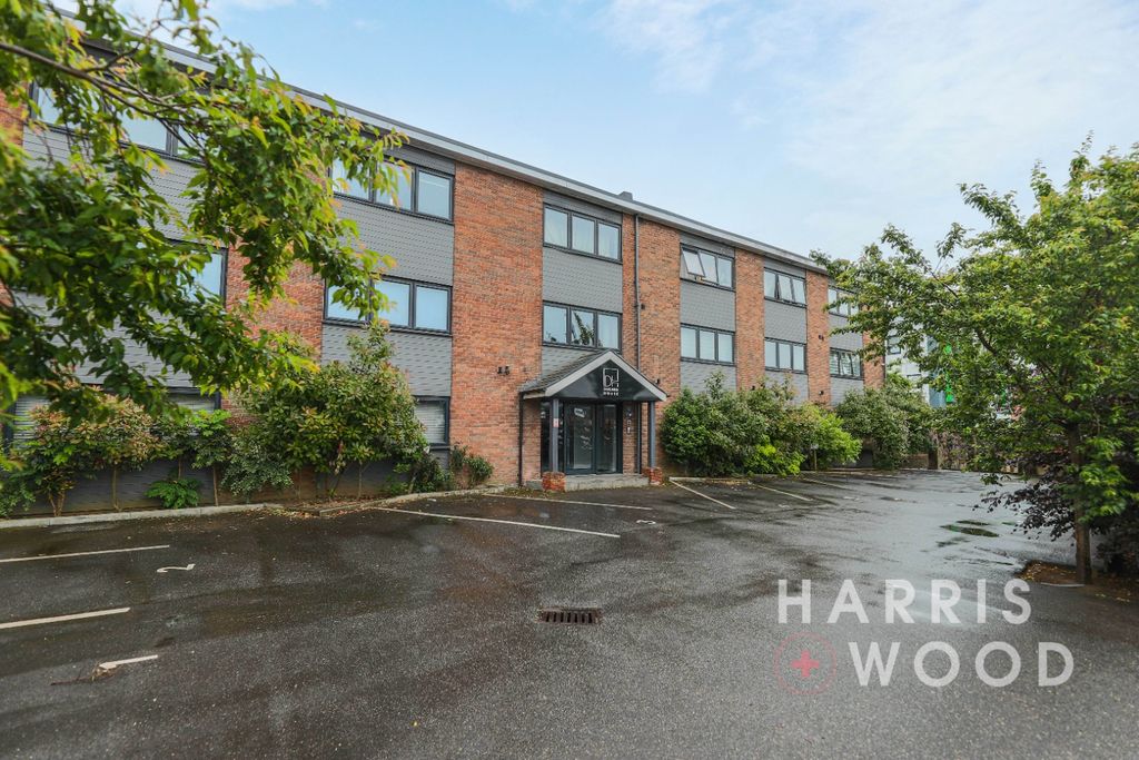 Property photo 1 of 10 4231021