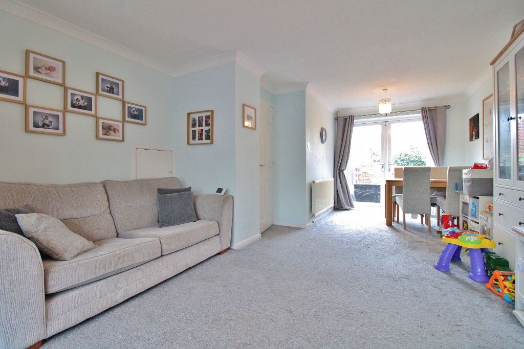 Property photo 3 of 23