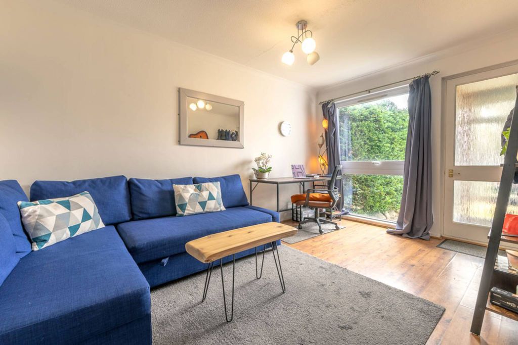 Property photo 2 of 13