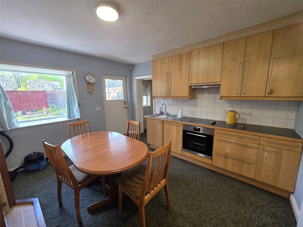 Property photo 3 of 19 Picture No. 16