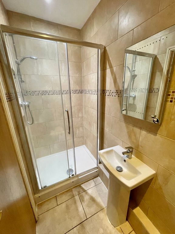 Property photo 3 of 7 Img_9465