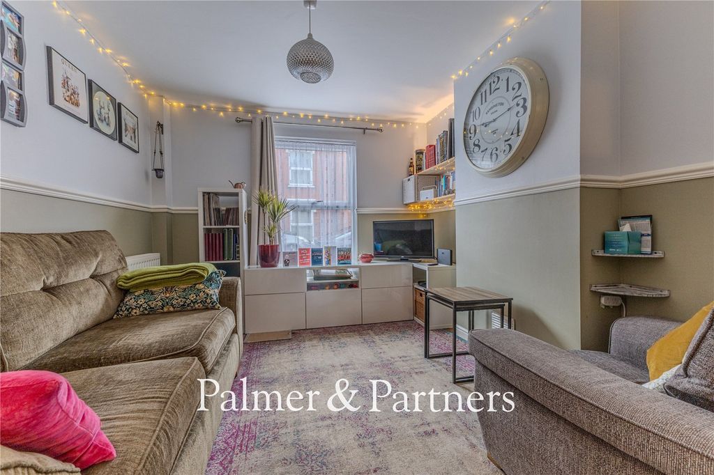 Property photo 2 of 15 Picture No. 02