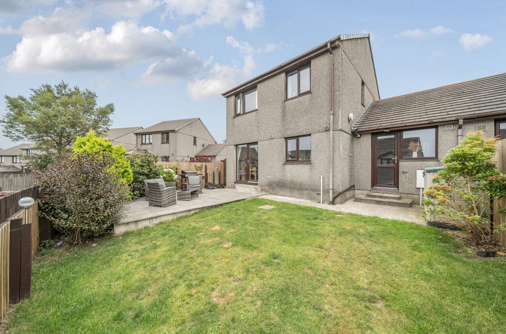 Property photo 1 of 21 1341728-1-68A46Bb...