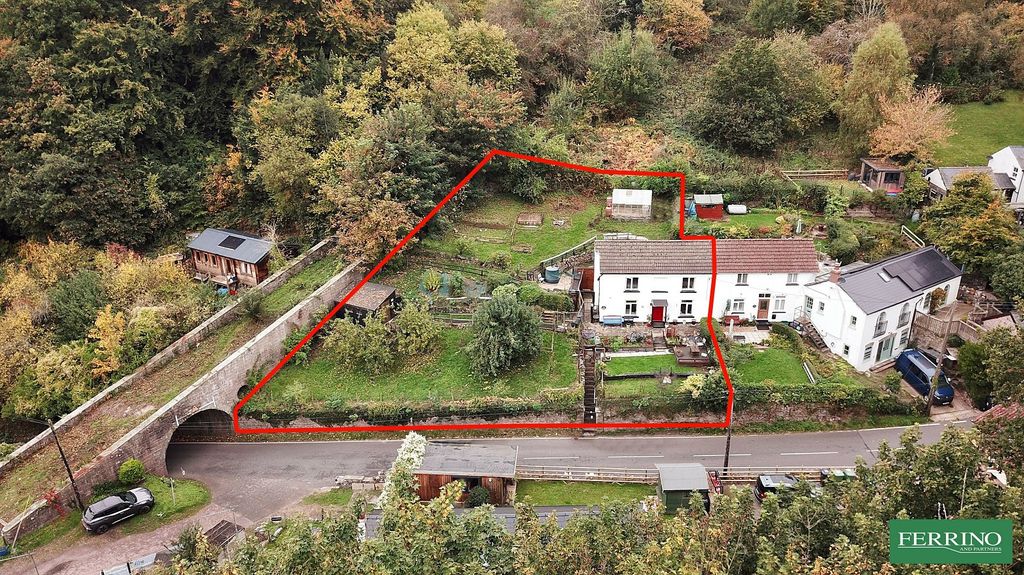 Property photo 2 of 27 Boundary