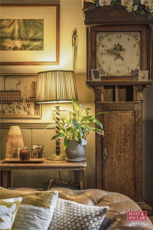 Property photo 2 of 25 Picture No. 49