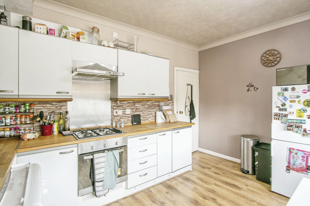 Property photo 3 of 14 Photography