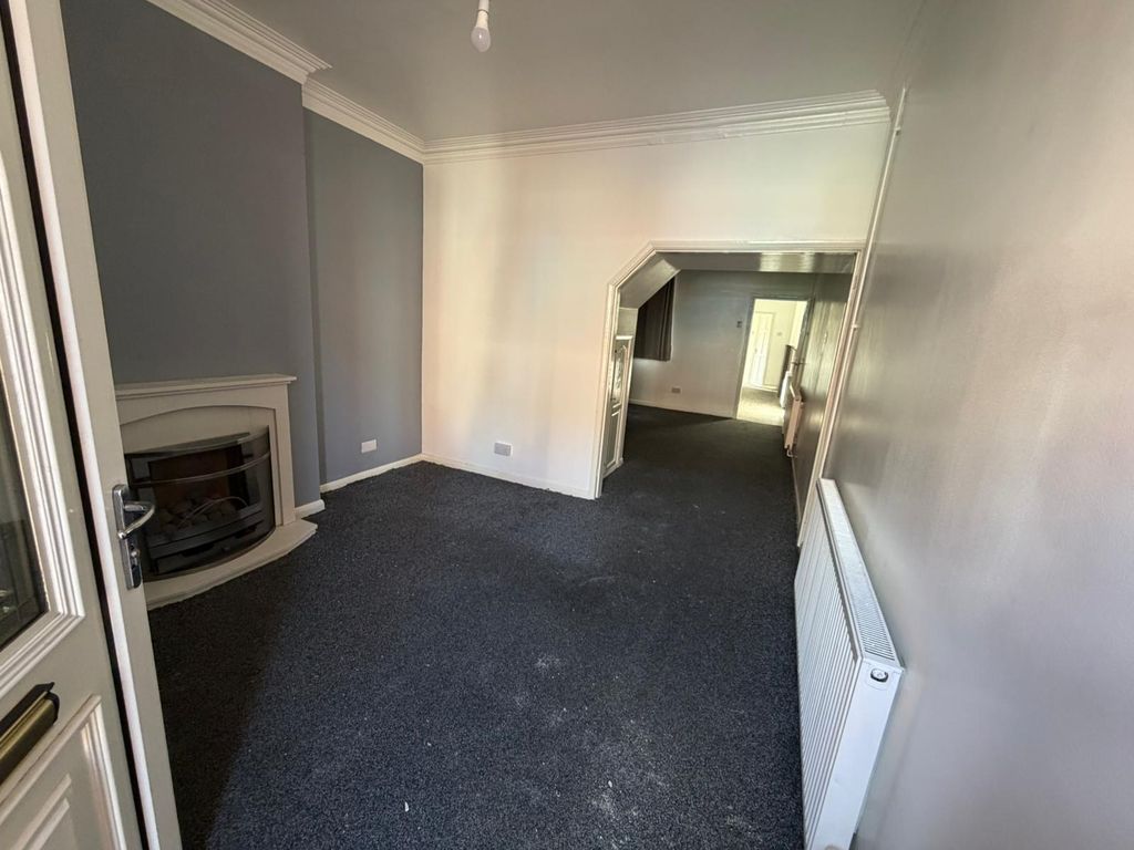 Property photo 2 of 15 Gallery