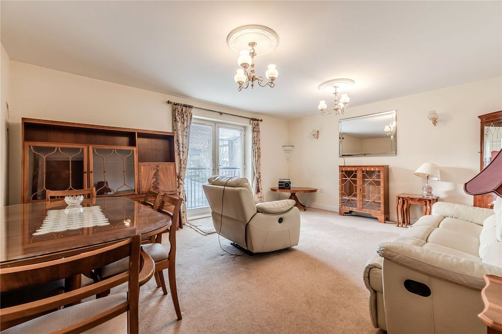 Property photo 2 of 11 Picture No. 22