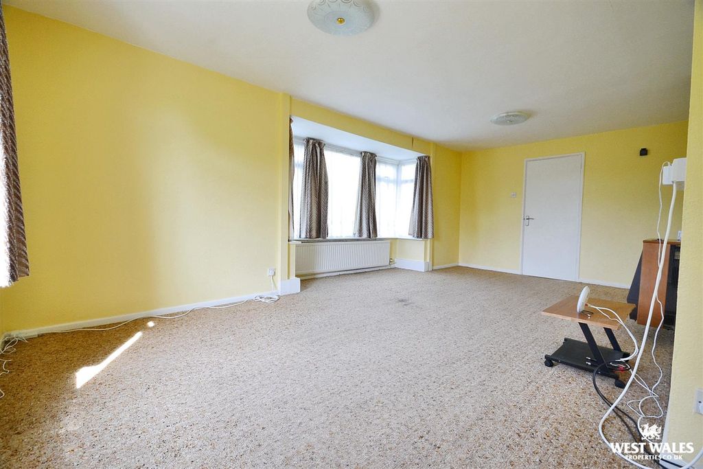 Property photo 2 of 20 Dsc_0291 (1).Jpg