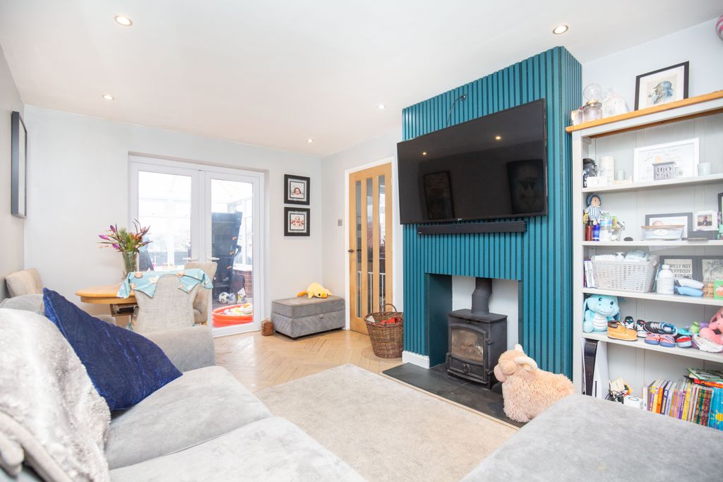 Property photo 3 of 18 Mw-9529