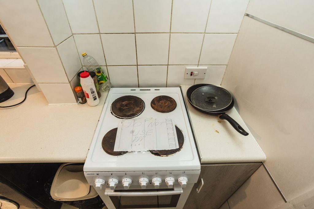 Property photo 3 of 33