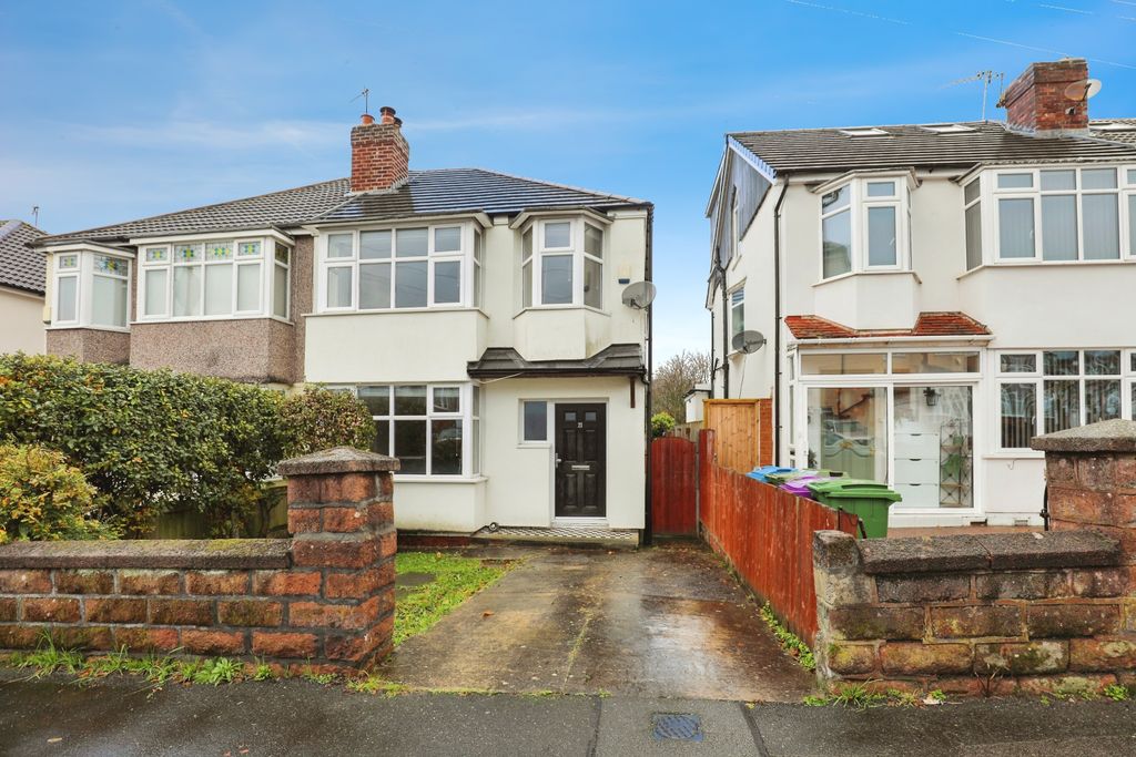 Property photo 1 of 15 Front