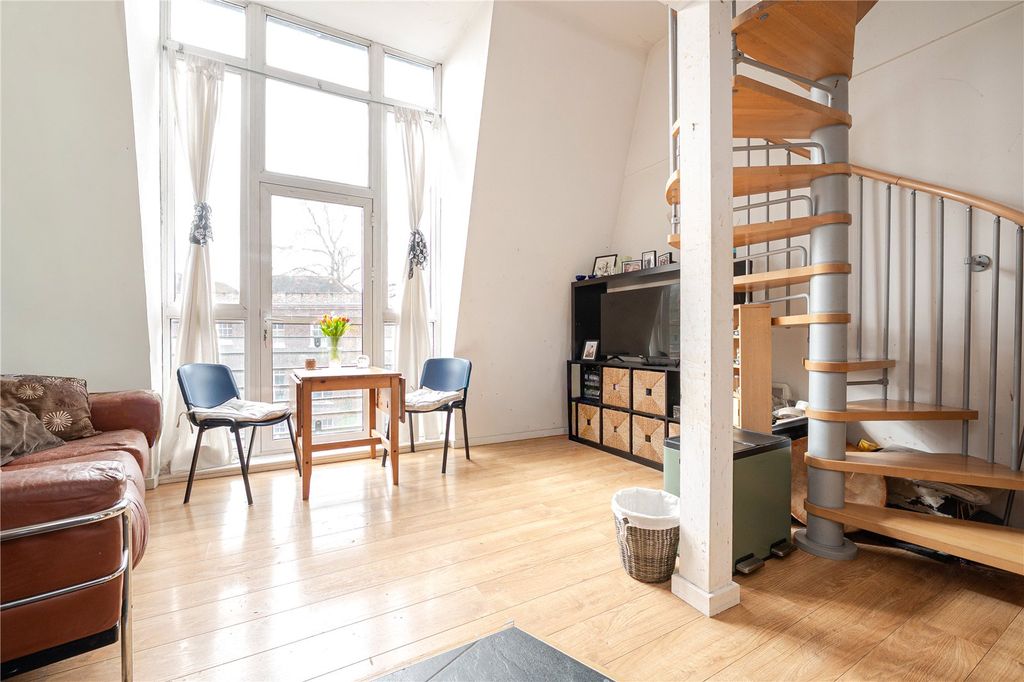 Property photo 3 of 8 Picture No. 03