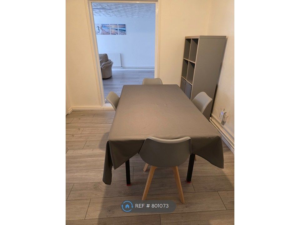 Property photo 3 of 8 Dining Room