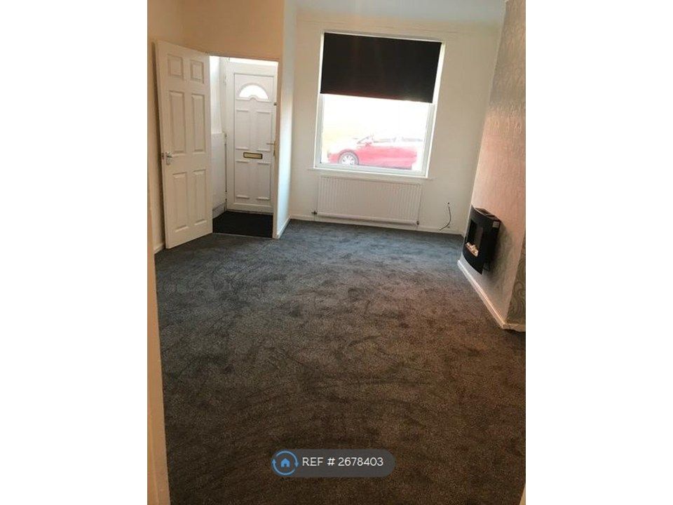 Property photo 2 of 9 Lounge