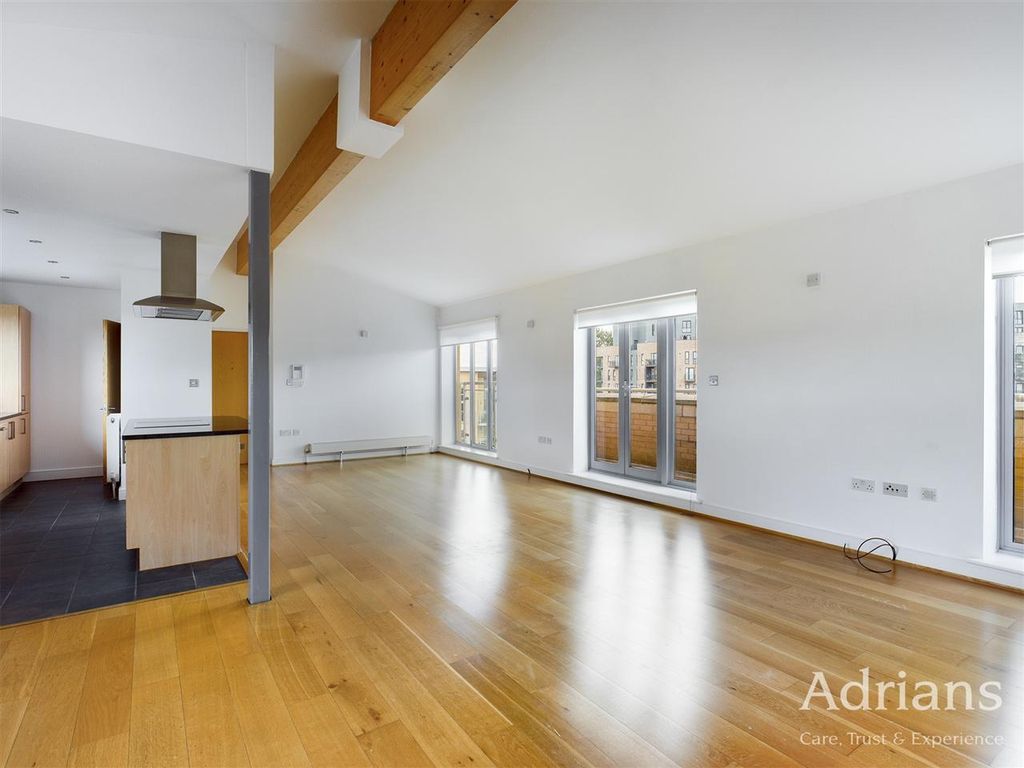 Property photo 1 of 16 Main Picture