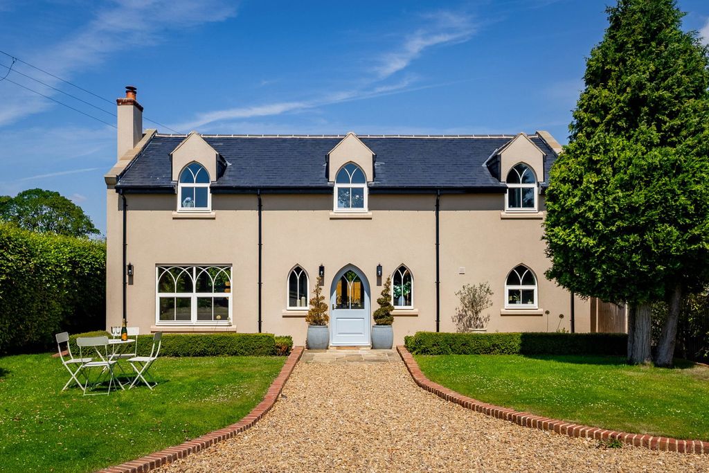 Property photo 1 of 37