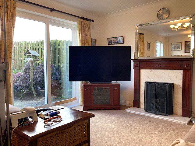 Property photo 3 of 15 Lounge