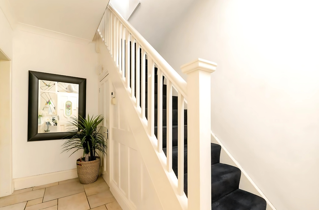Property photo 2 of 24