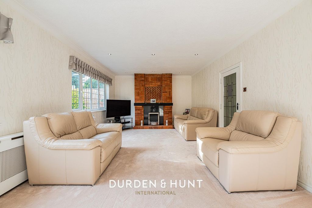 Property photo 3 of 28 Mount-27.Jpg