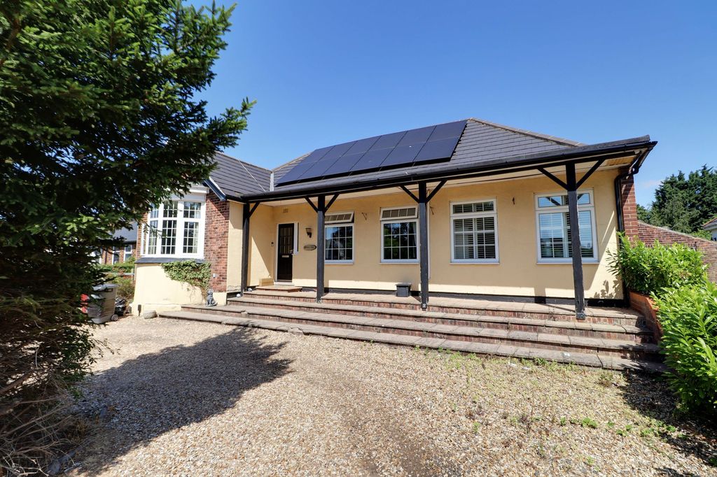 Property photo 2 of 17