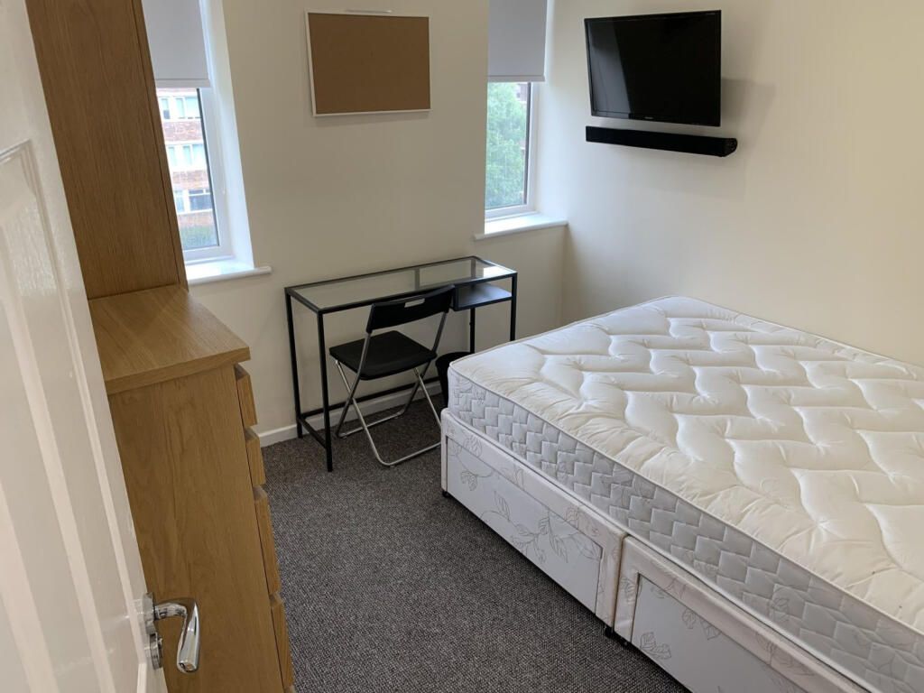 Property photo 1 of 4