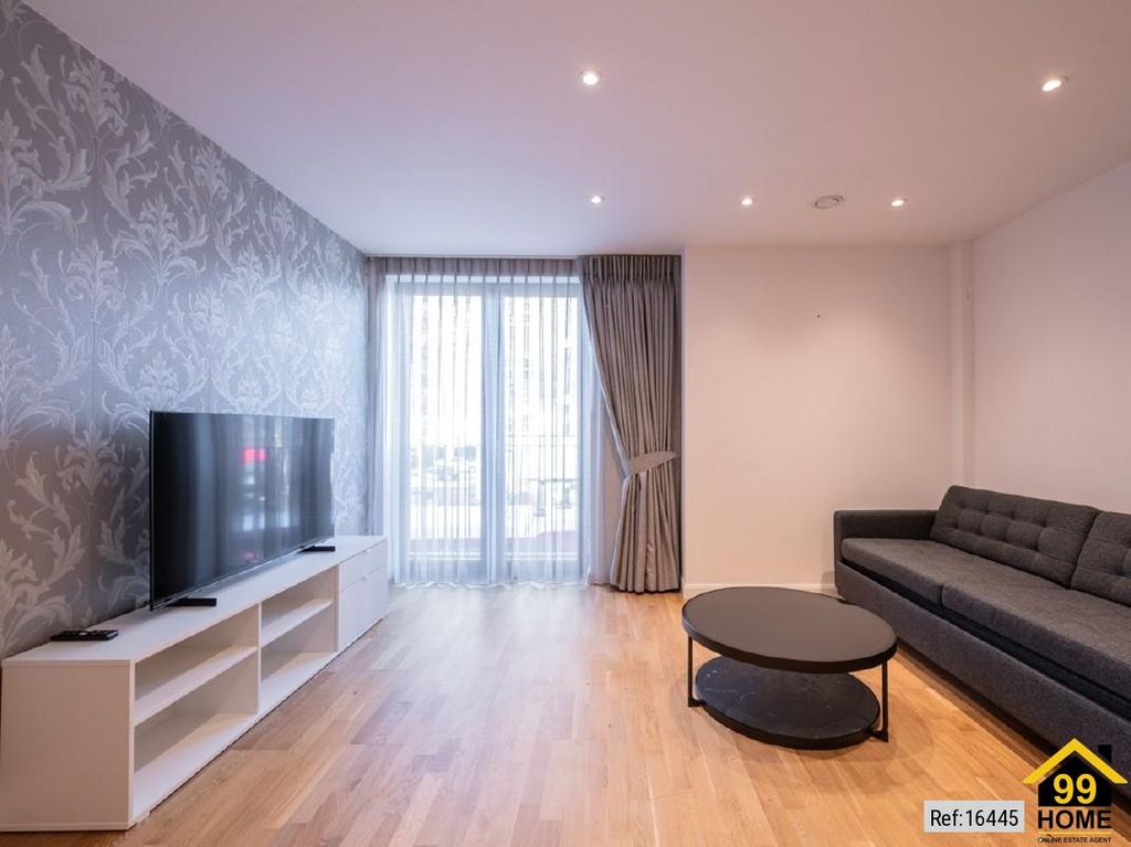 Property photo 2 of 10 Photo 1