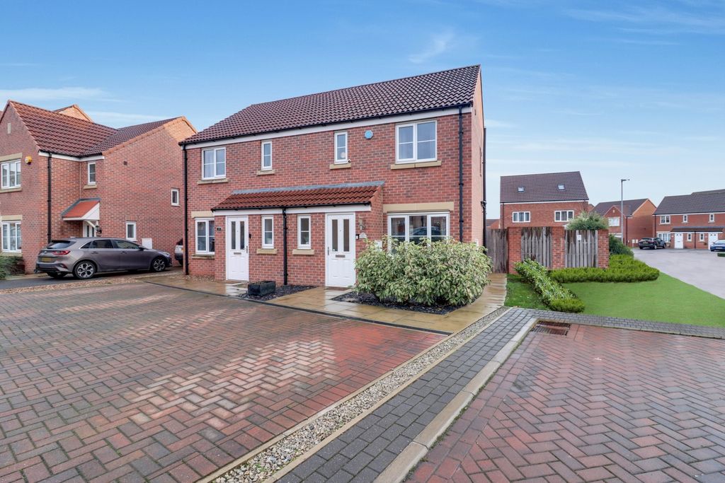 Property photo 1 of 17 Img_2314-Img_2316