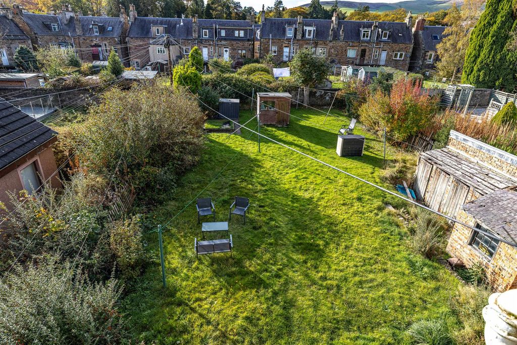 Property photo 2 of 22 20 Galapark Galashiels 22.Jpg