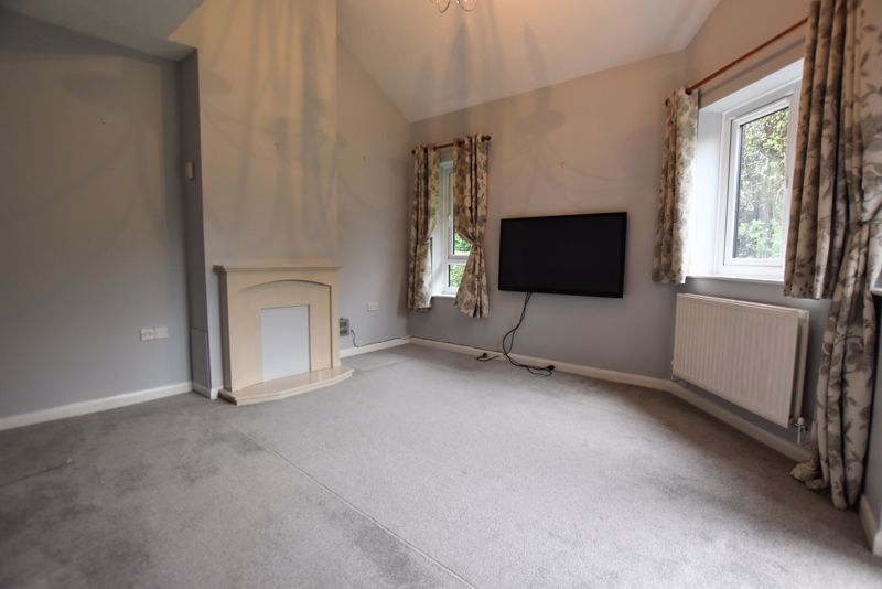 Property photo 2 of 10 Photo 11