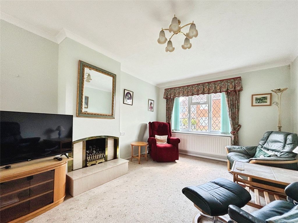 Property photo 3 of 23 Picture No. 25