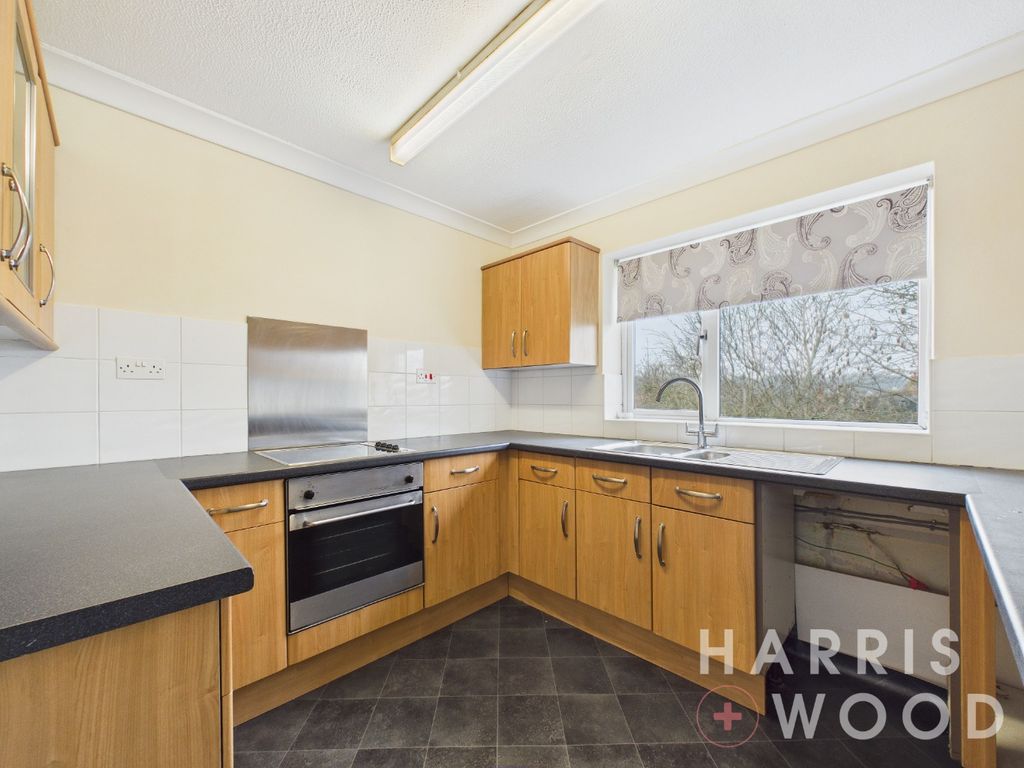 Property photo 2 of 12 4974572