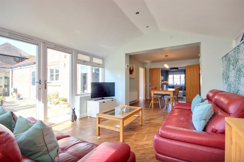 Property photo 2 of 22 Old Road (23).Jpg