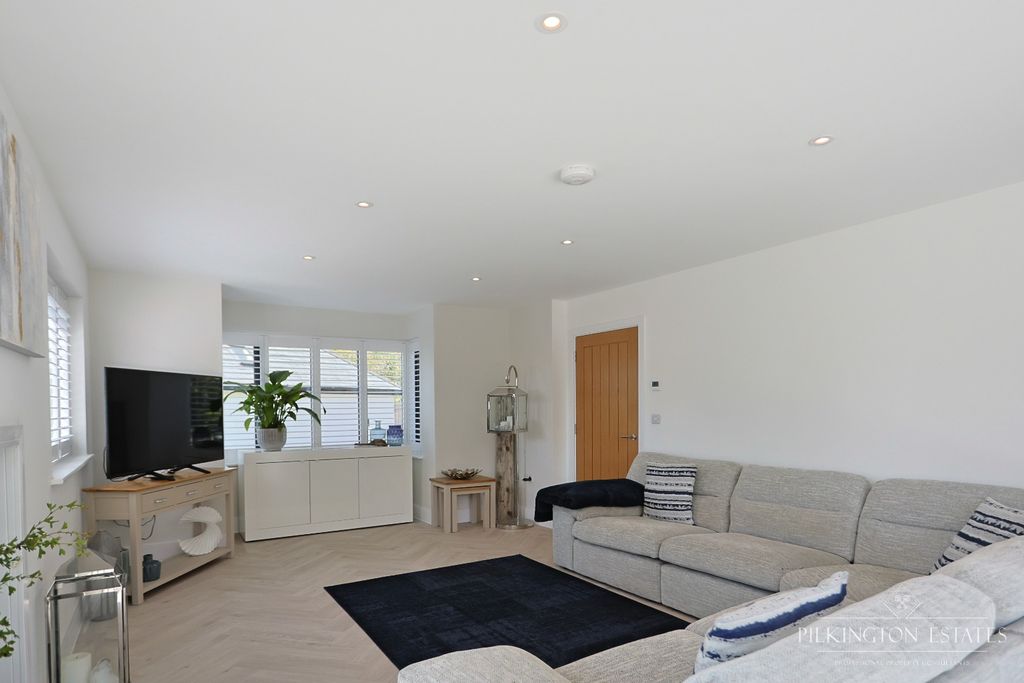 Property photo 3 of 30 5132555