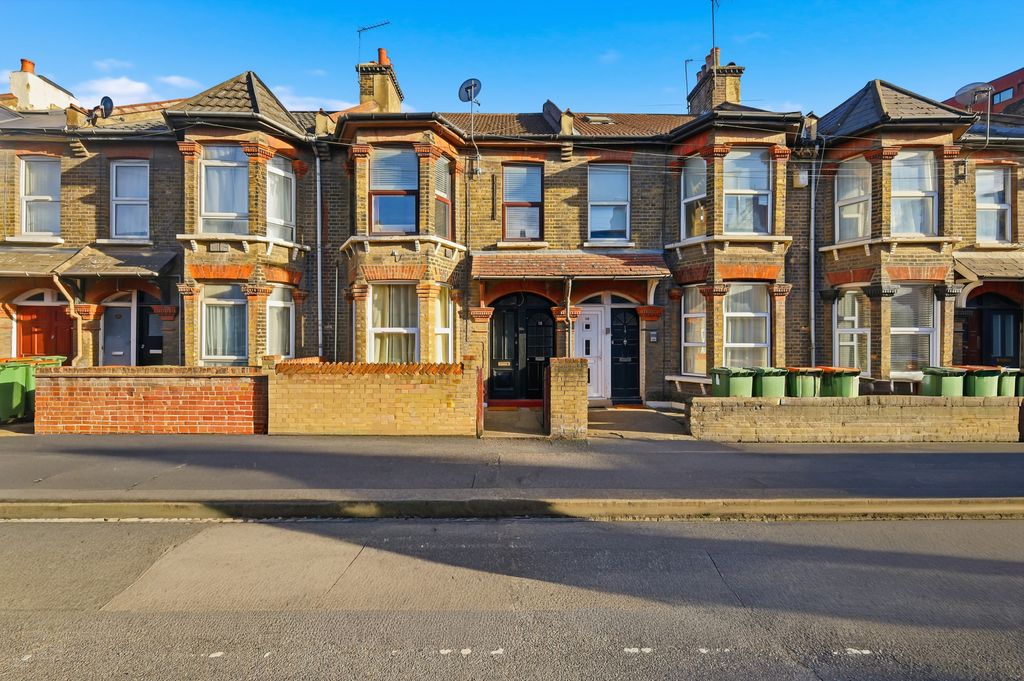 Property photo 1 of 16 Img_4396