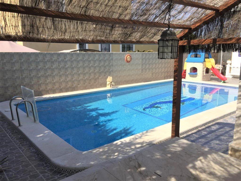 Property photo 3 of 32